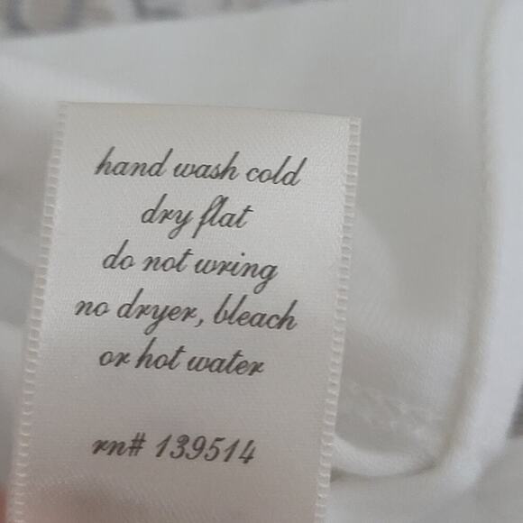 Blue Rain Embroidered detail Boxy Fishtail ladies blouse white Sz Med Coquette - Picture 6 of 7